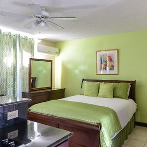 Beach Studio 10